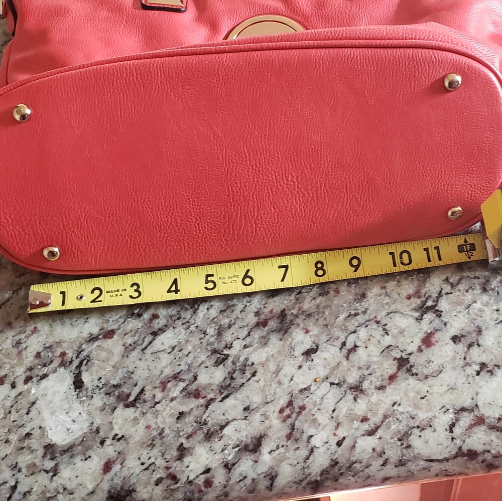 Michael Kors Bag - Picture 8 of 8
